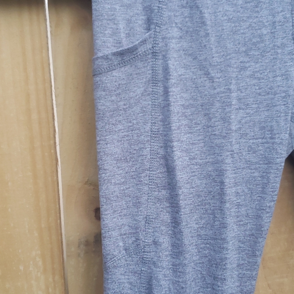 Grey Reebok Leggings - Picture 3 of 5